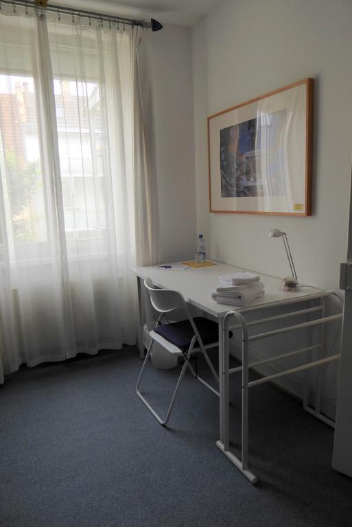 B&B Schlettstadterstrasse Basel Eksteriør bilde